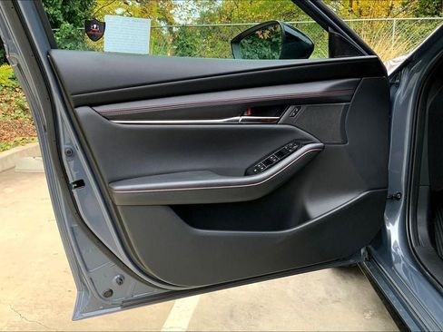 Used 2025 MAZDA MAZDA3 Carbon image 27