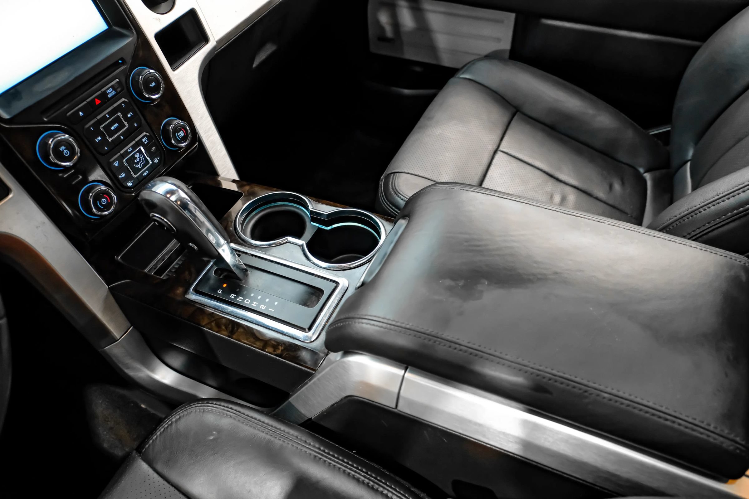 Used 2014 Ford F150 Platinum AWD/4WD image 24