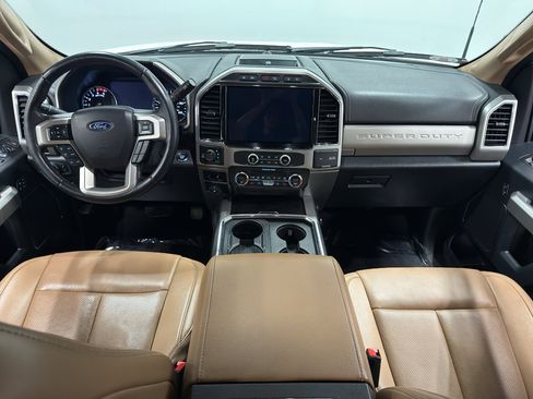 Certified 2022 Ford F250 Lariat w/ Lariat Ultimate Package image 31