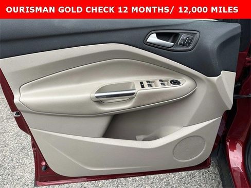 Used 2017 Ford Escape Titanium image 16