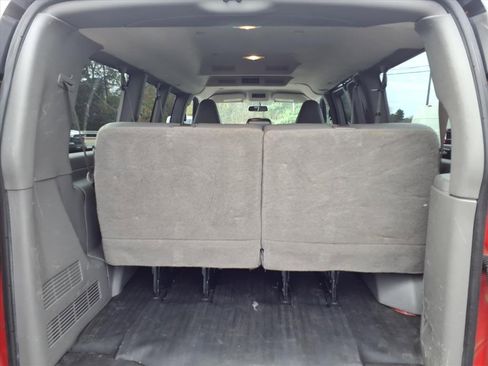 Used 2019 Chevrolet Express 2500 LS w/ Driver Convenience Package image 18