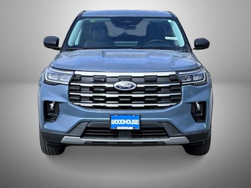 New 2026 Ford Explorer Active w/ Active Comfort Package AWD/4WD image 2