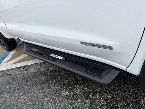 Used 2021 GMC Sierra 1500 Elevation RWD image 12