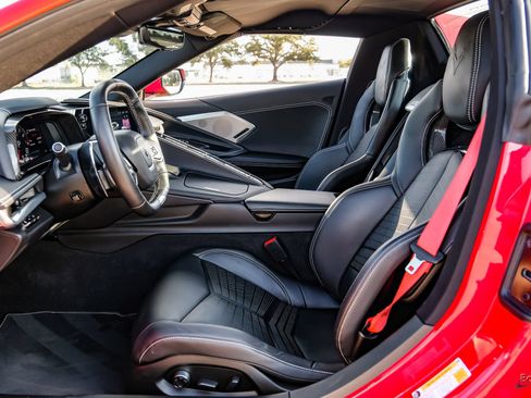 Used 2024 Chevrolet Corvette Z06 w/ Z07 Performance Package RWD image 37