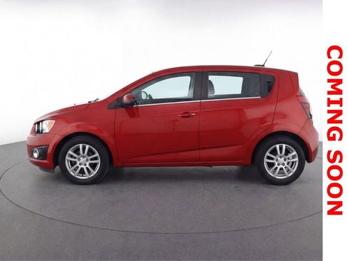 Used 2015 Chevrolet Sonic LT w/ Fun and Sun Package image 8