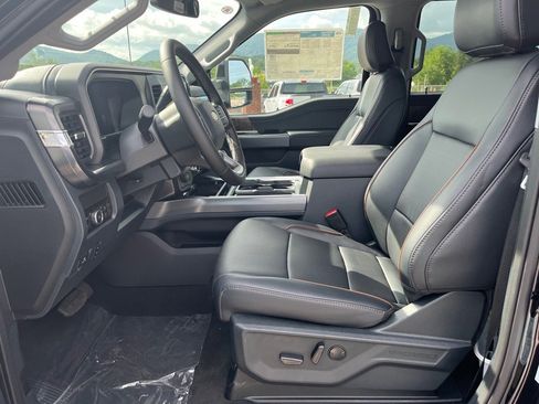 New 2025 Ford F250 Lariat w/ Black Appearance Package image 7