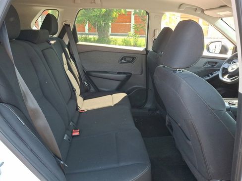 Used 2023 Nissan Rogue S AWD/4WD image 15