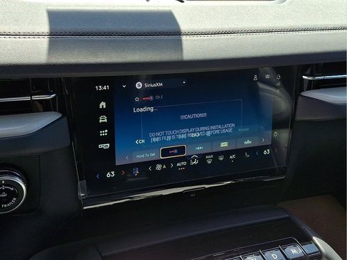 New 2026 Lincoln Navigator Reserve w/ Jet Appearance Package AWD/4WD image 14