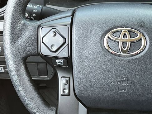 Used 2023 Toyota Tacoma SR AWD/4WD image 12