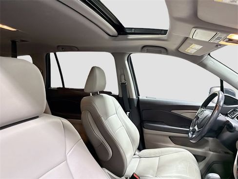 Used 2019 Honda Pilot EX-L image 31