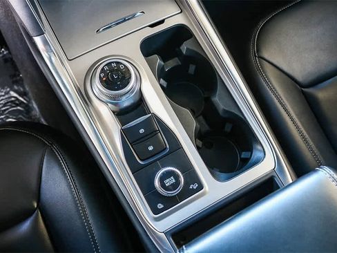 Used 2023 Ford Explorer XLT w/ Equipment Group 202A image 21