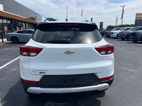 Used 2024 Chevrolet TrailBlazer LT AWD/4WD image 22