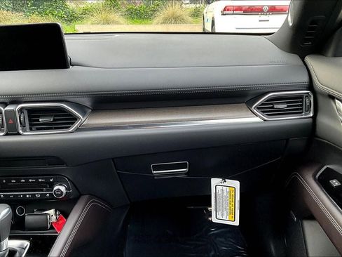 Used 2025 MAZDA CX-5 Signature image 16