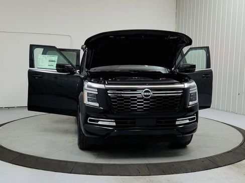 New 2026 Nissan Armada SL w/ Captain's Chari Seat Package AWD/4WD image 10