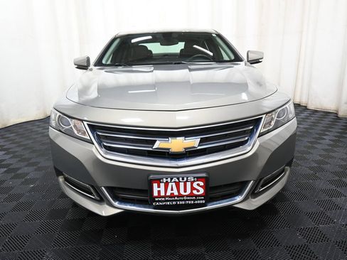 Used 2018 Chevrolet Impala LT FWD image 2