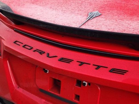 Used 2021 Chevrolet Corvette Stingray Premium Cpe w/ Z51 Performance Package image 10