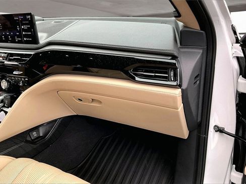 Certified 2025 Acura MDX w/ Advance Package image 17