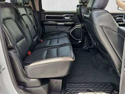 Used 2020 RAM 1500 Laramie AWD/4WD image 20