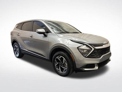 Certified 2023 Kia Sportage LX AWD/4WD image 3