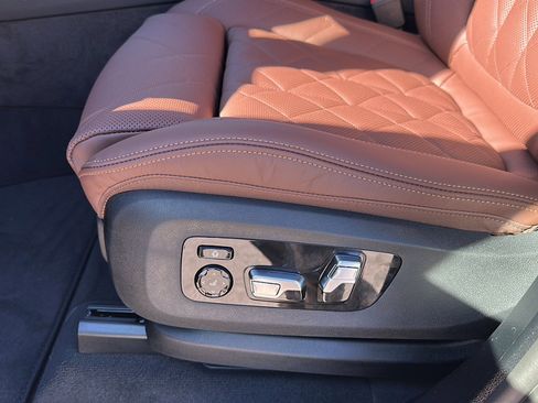 New 2026 BMW X5 xDrive40i w/ Climate Comfort Package image 12