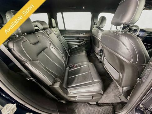 Used 2024 Jeep Grand Cherokee L Limited AWD/4WD image 27