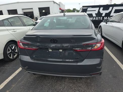 Used 2026 Toyota Camry SE w/ Convenience Package FWD image 5