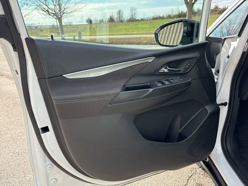Used 2023 Chevrolet Bolt LT w/ Driver Confidence Package image 10