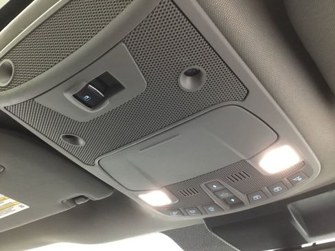 Used 2018 Ford F150 Lariat w/ Equipment Group 502A Luxury image 39