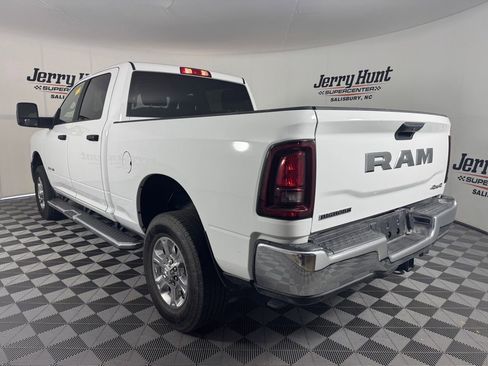 Used 2026 RAM 2500 Big Horn AWD/4WD image 9