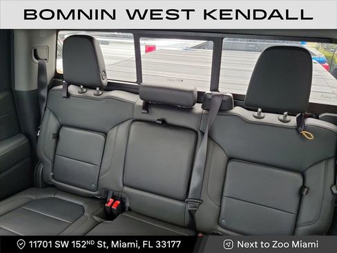 Used 2020 GMC Sierra 1500 SLT w/ SLT Premium Package image 11