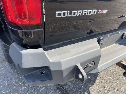 Used 2017 Chevrolet Colorado Z71 RWD image 8