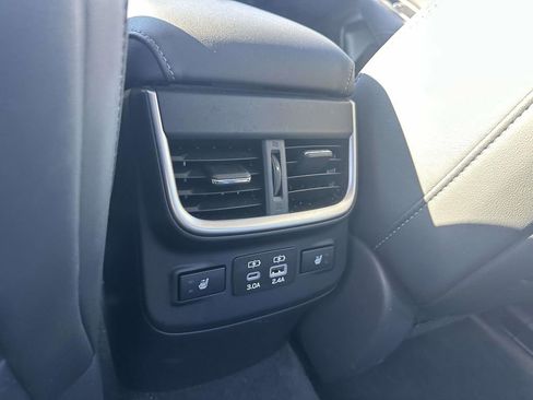 Certified 2023 Subaru Legacy Limited image 9