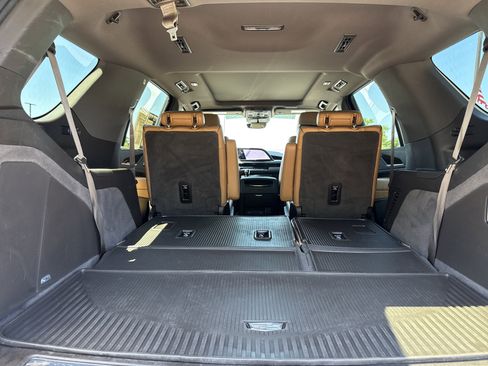 Used 2023 Cadillac Escalade Sport w/ LPO, ONYX Package AWD/4WD image 38