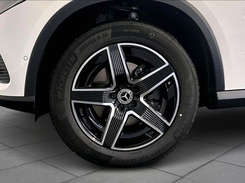 New 2026 Mercedes-Benz GLC 300 4MATIC image 17