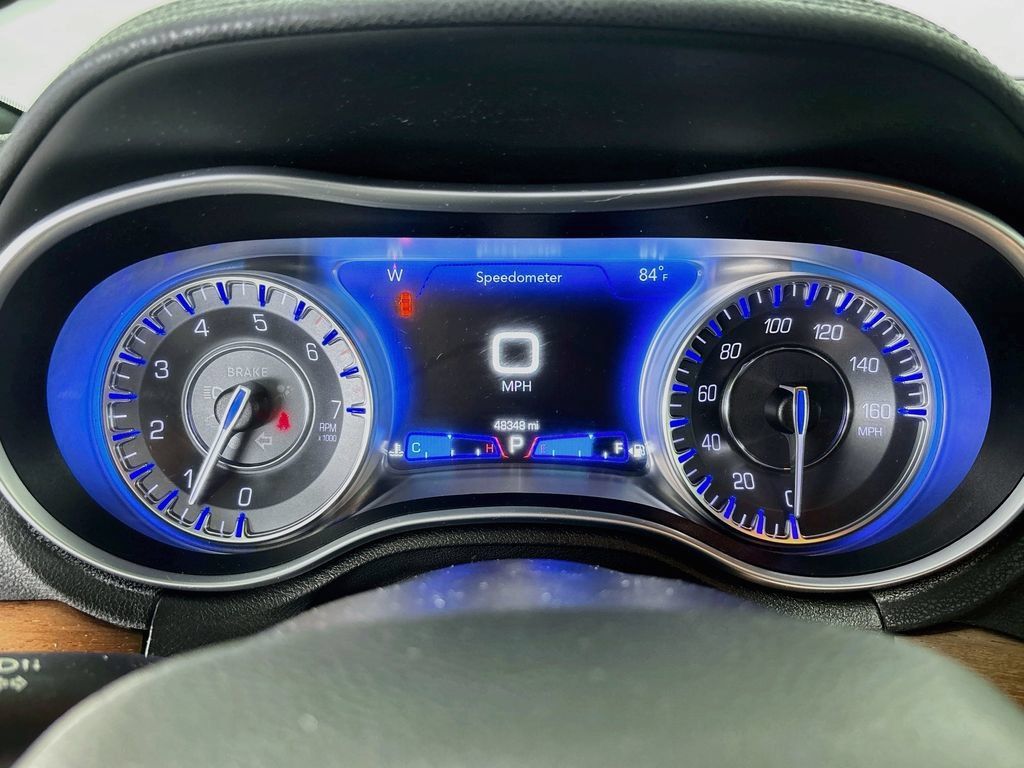 Used 2019 Chrysler 300 C w/ Sun, Sound & Nav Package RWD image 13