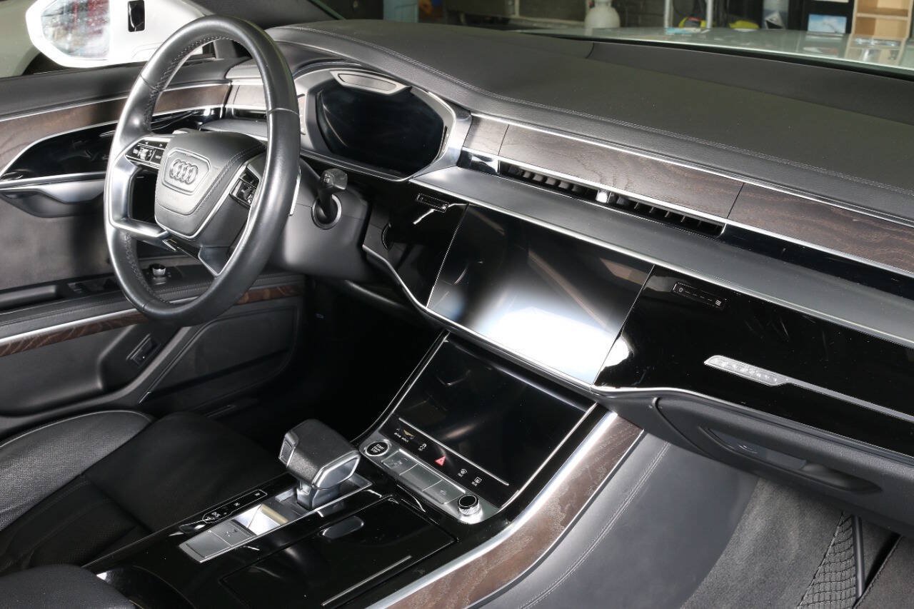 Used 2022 Audi A8 L 3.0T AWD/4WD image 43