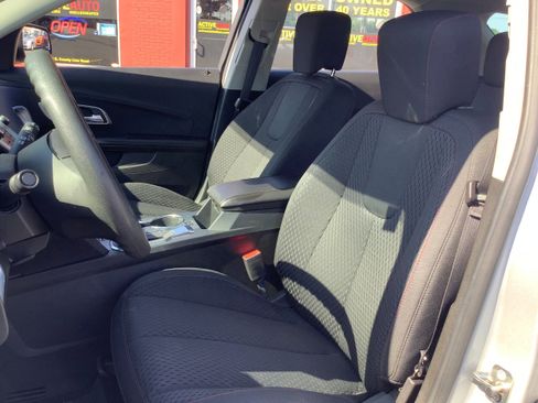 Used 2015 Chevrolet Equinox LS image 10