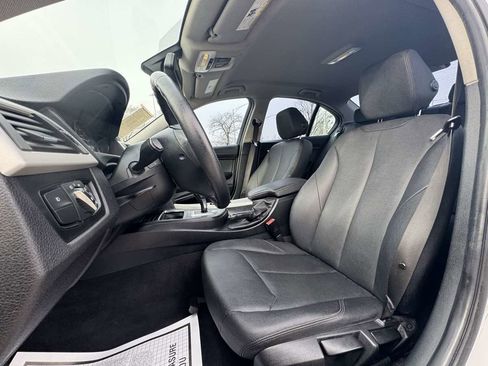 Used 2018 BMW 320i Sedan image 10