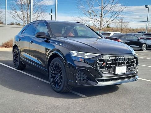 New 2026 Audi SQ8 Prestige image 2