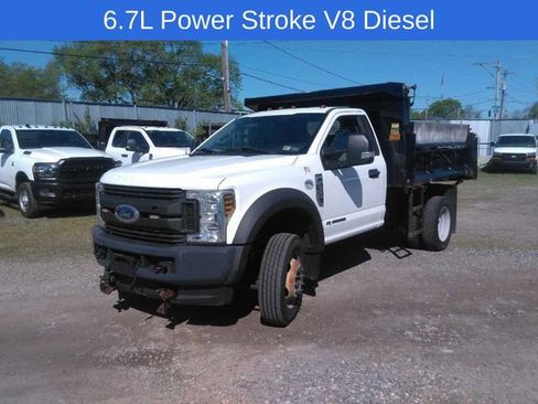 Used 2018 Ford F550 4x4 Regular Cab Super Duty image 3