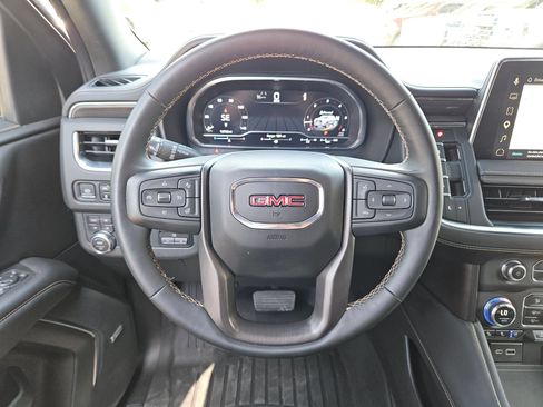 Certified 2023 GMC Yukon AT4 w/ AT4 Premium Plus Package AWD/4WD image 20