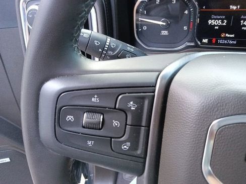 Used 2023 GMC Sierra 2500 Denali AWD/4WD image 18