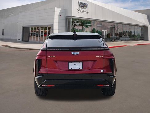 New 2026 Cadillac Lyriq Sport w/ LPO, Floor Liner Package AWD/4WD image 5