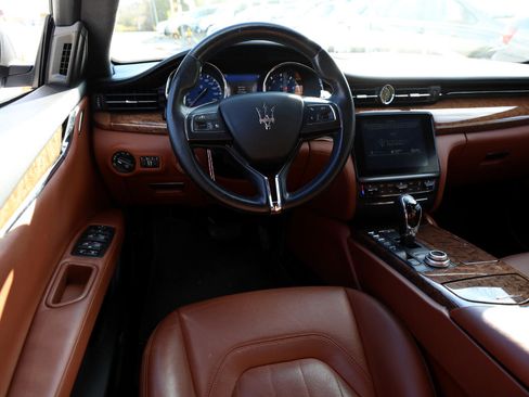 Used 2017 Maserati Quattroporte S Q4 image 12