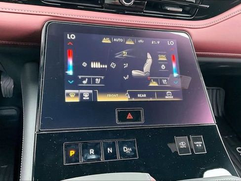 New 2026 INFINITI QX80 Autograph image 32