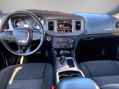 Used 2023 Dodge Charger SXT image 7