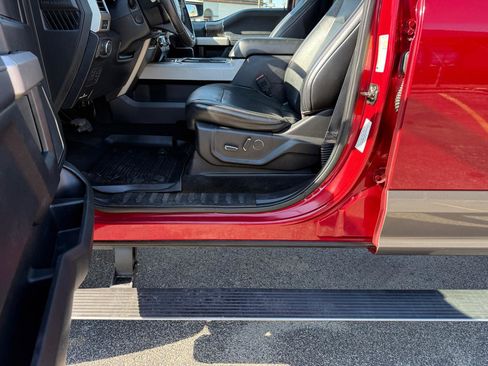 Used 2018 Ford F250 Lariat w/ Lariat Ultimate Package AWD/4WD image 12