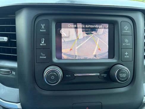Used 2020 RAM 1500 Big Horn AWD/4WD image 30