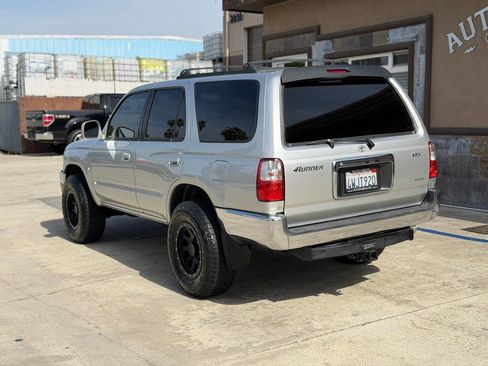 Used 2002 Toyota 4Runner SR5 image 8