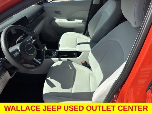 Used 2024 Hyundai Kona SEL FWD image 17